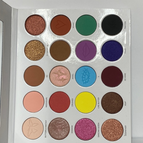 Maddie Ziegler x Morphe The Imagination Palette - Picture 4 of 5
